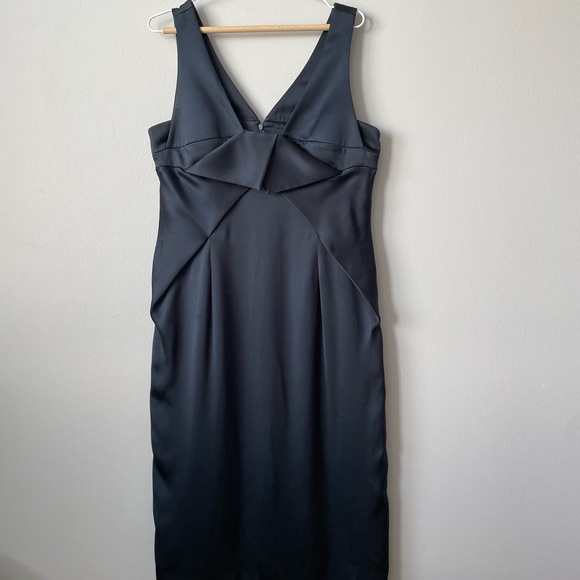 Giorgio Armani 100% Silk Formal Dress Size 14/16 *SERIOUS INQUIRIES ONLY* - Picture 1 of 13